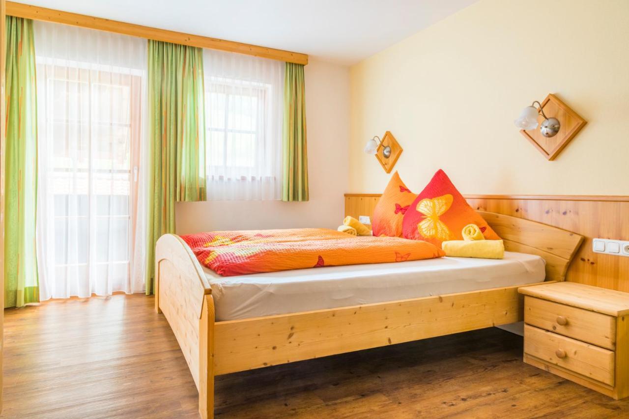 Matzhof Apartment ลีโอกัง ภายนอก รูปภาพ