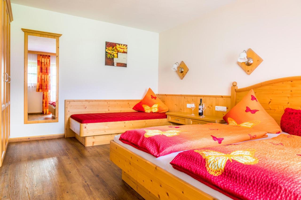 Matzhof Apartment ลีโอกัง ภายนอก รูปภาพ