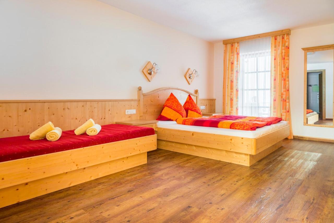 Matzhof Apartment ลีโอกัง ภายนอก รูปภาพ