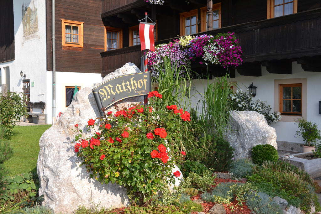 Matzhof Apartment ลีโอกัง ภายนอก รูปภาพ